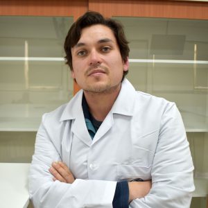 Pasión por enseñar anatomía / Rodrigo Lizama, académico de Medicina
