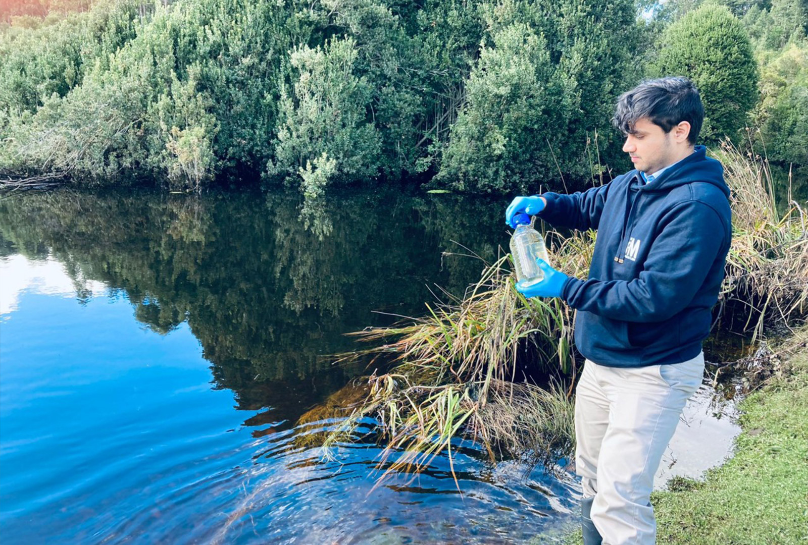 Daniel-Medina-doctor-en-Biotecnología-e-investigador-de-la-Facultad-de-Medicina-Veterinaria-USS_4